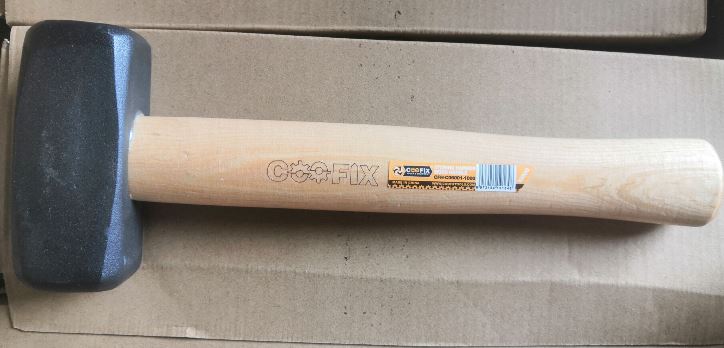 STONING HAMMER WOOD HANDLE 